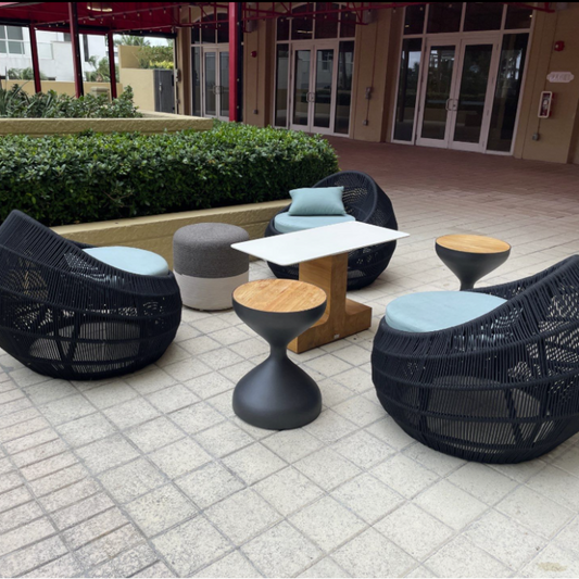 Outdoor Lounge Chair // SGR