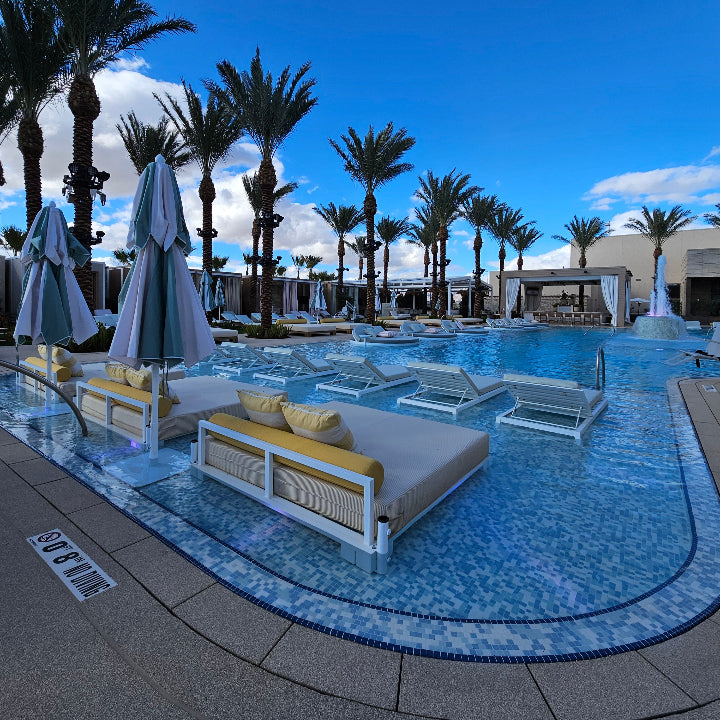 Sun Lounger - DUR