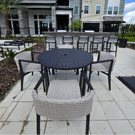 Round Dining Table 36" w UMB Hole