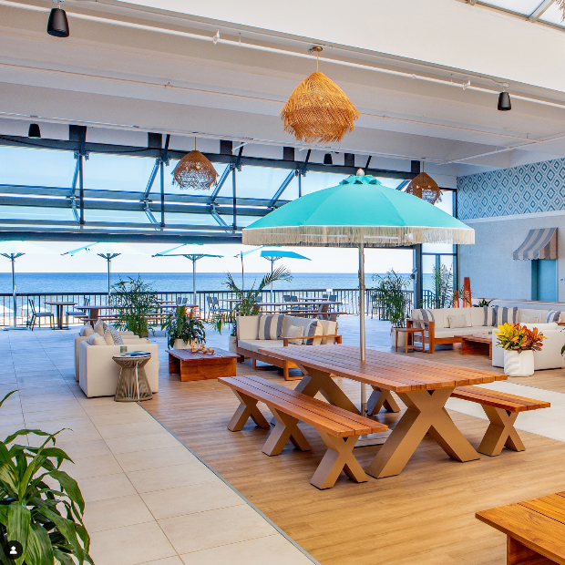 Gallery-IMG_BRIOSIDETable