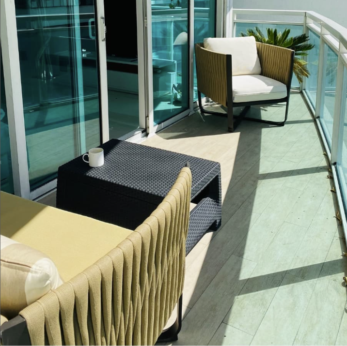 Kamille Club Chair